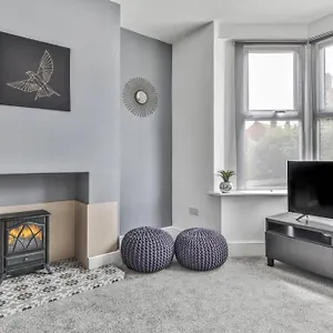 Holiday home Refurbished Plush Great Transport Links, Sheffield